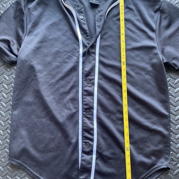 MENS TOWN MADE IN LA BASEBALL JERSEY - Picture 3 of 5